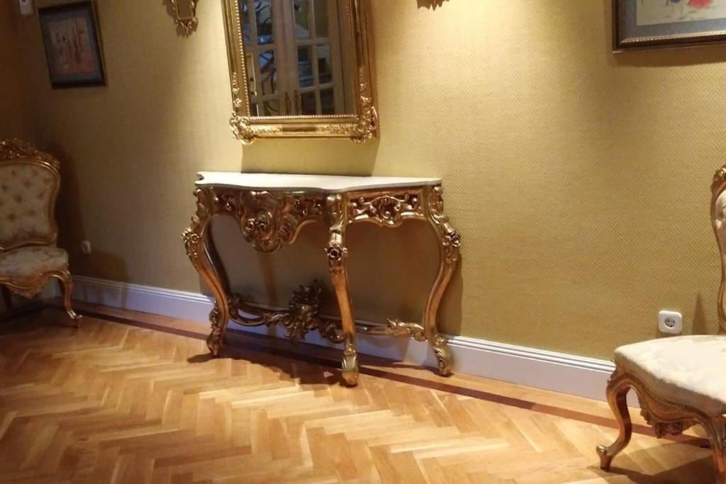 La Casona Imperial Villa Alpedrete ภายนอก รูปภาพ